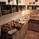 מלון Lambacher 4*