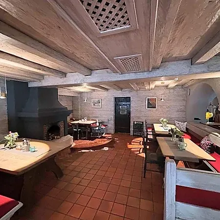 Otel Lambacher 4*