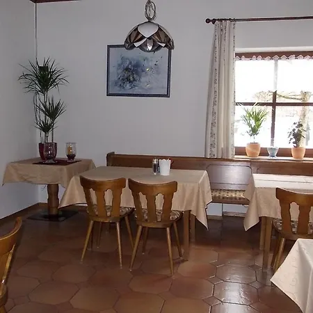 Lambacher オーバーアウドルフ