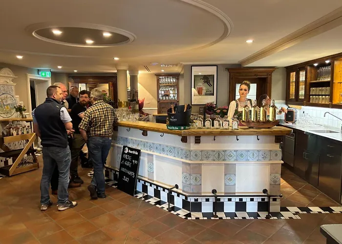 Отель Lambacher